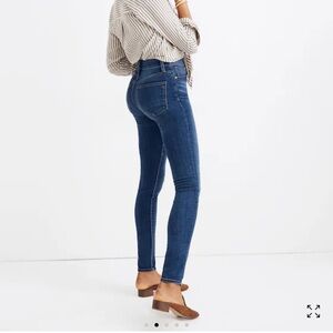 Madewell Curvy High-Rise Skinny Jeans in Hayes Wash